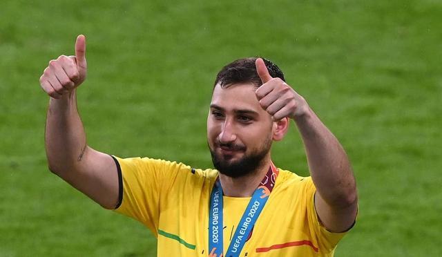 社交媒体上 社交媒体上