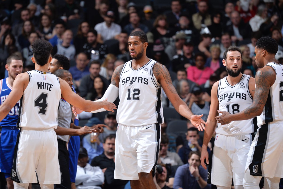 分不清雨水还是泪水的软银乐天泥巴战｜日职